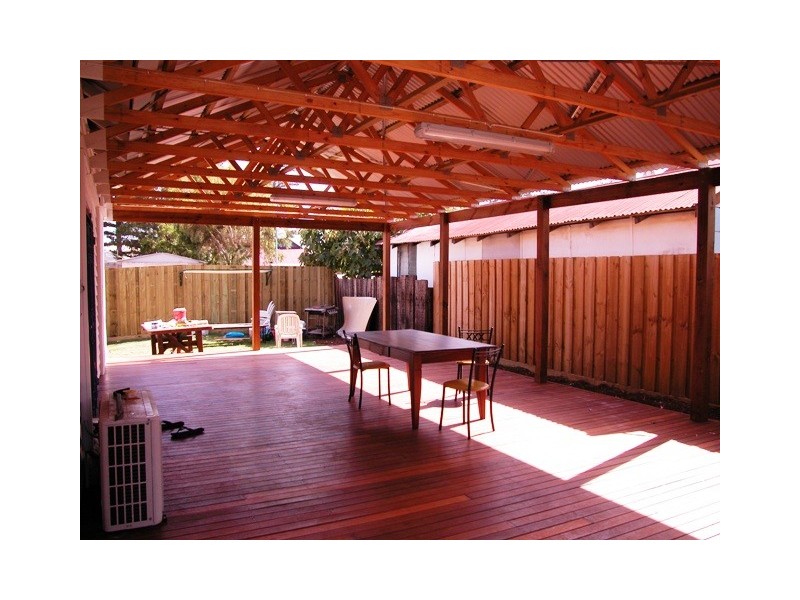 14 Jose Street, Beachlands WA 6530