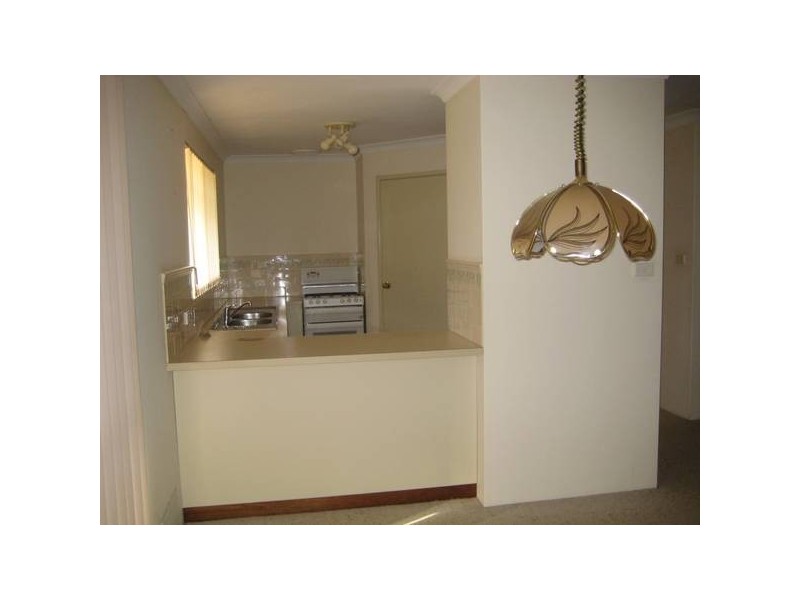 42 Eakins Cres, Wandina WA 6530