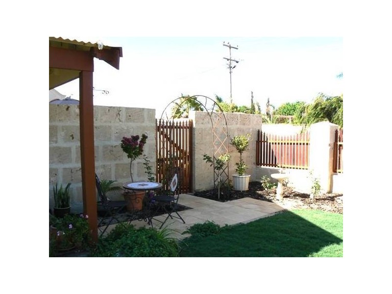 170 Augustus Street, Beachlands WA 6530