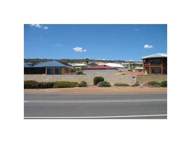 16 Dante Tarn, Wandina WA 6530