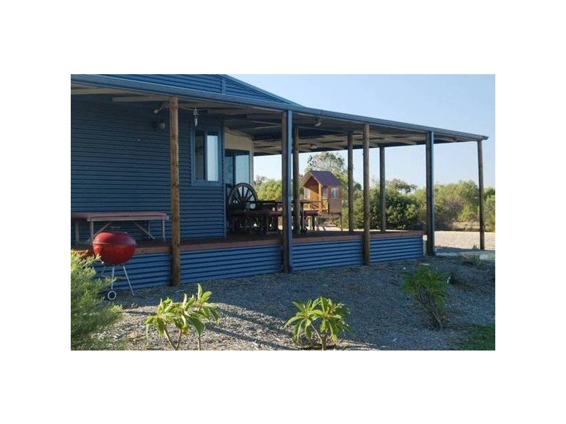 101 Calder Place, Waggrakine WA 6530