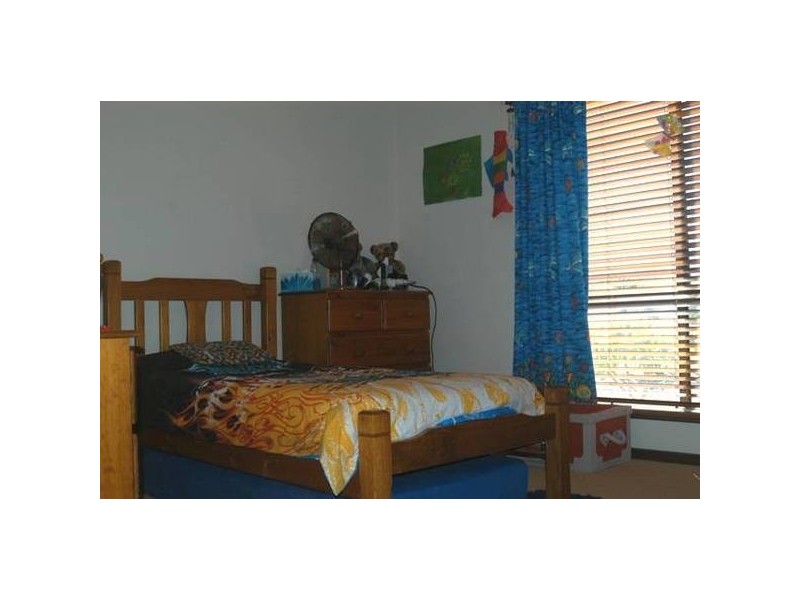 101 Calder Place, Waggrakine WA 6530