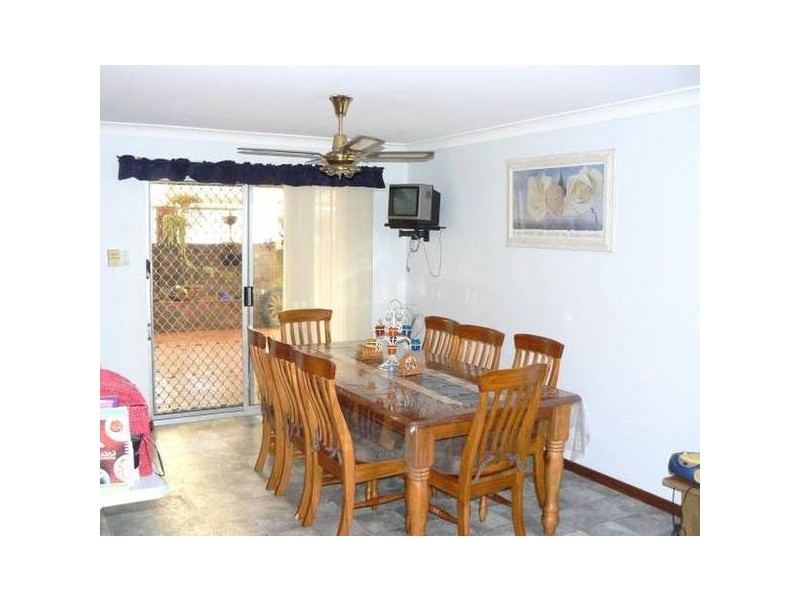 8 Broadfield Close, Utakarra WA 6530