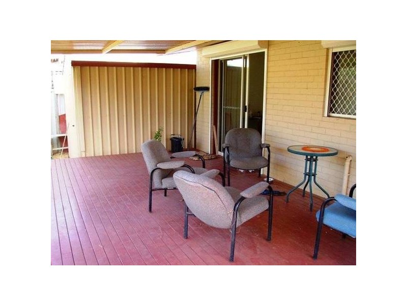 71 Kenny Crescent, Rangeway WA 6530