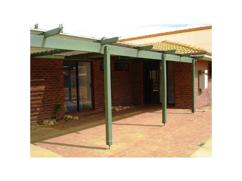 5 Lockyer Road, Tarcoola Beach WA 6530