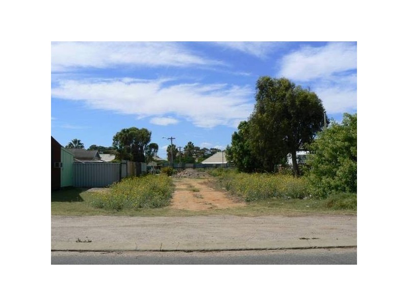 11 Snowdon Street, Geraldton WA 6530