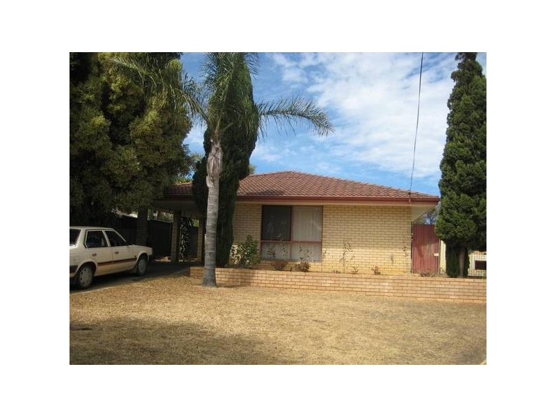 41 Clematis Cres, Rangeway WA 6530