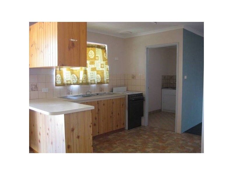 41 Clematis Cres, Rangeway WA 6530