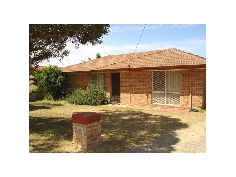 11 Ritchie Way, Rangeway WA 6530