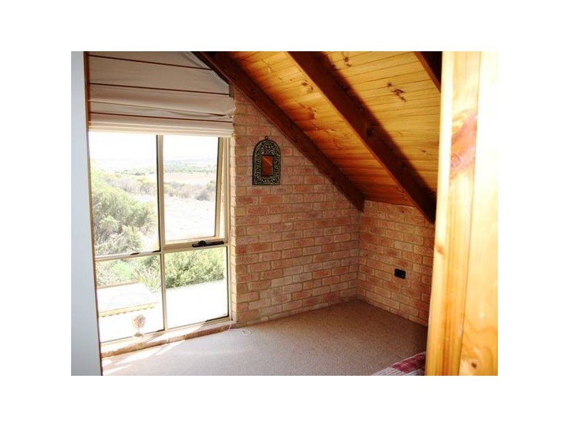 237 Company Road, Greenough WA 6532