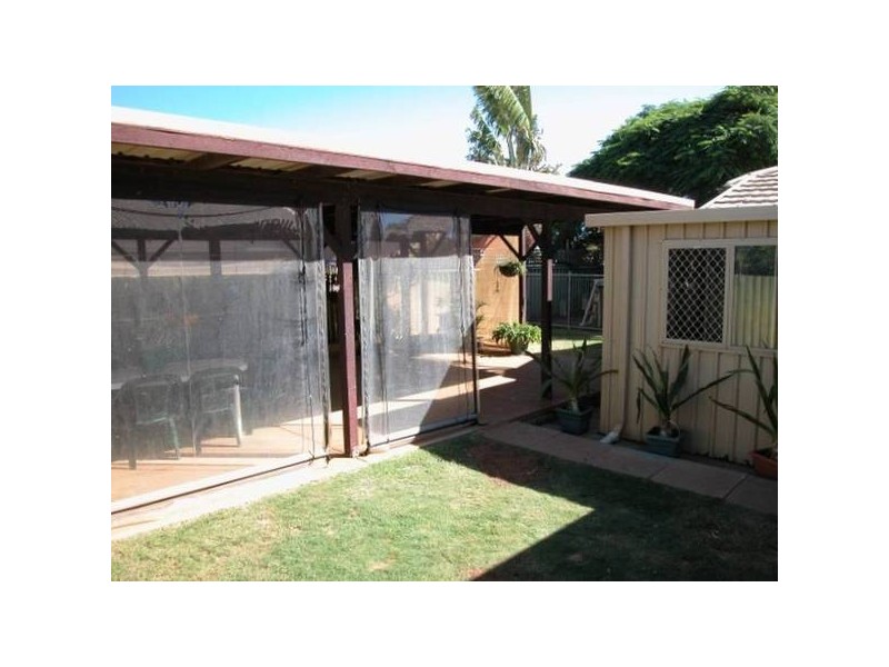 254 Fourth Street, Wonthella WA 6530