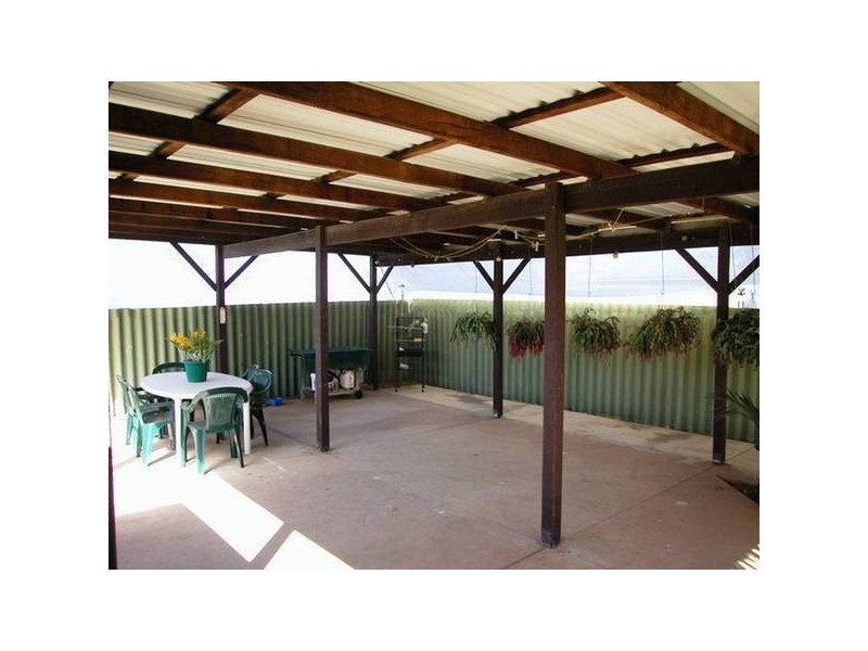 254 Fourth Street, Wonthella WA 6530