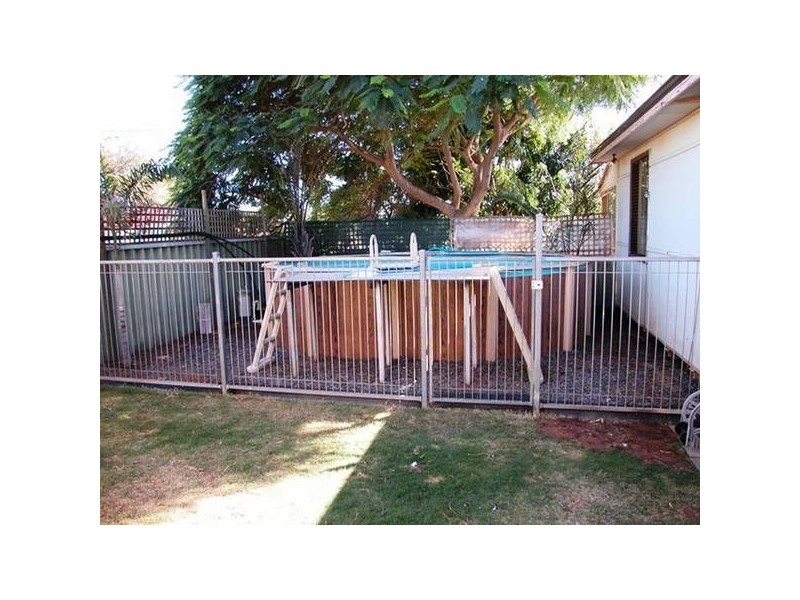 254 Fourth Street, Wonthella WA 6530