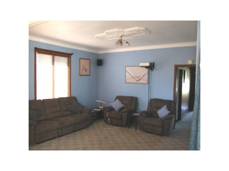 254 Fourth Street, Wonthella WA 6530