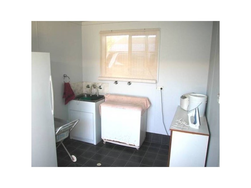 254 Fourth Street, Wonthella WA 6530