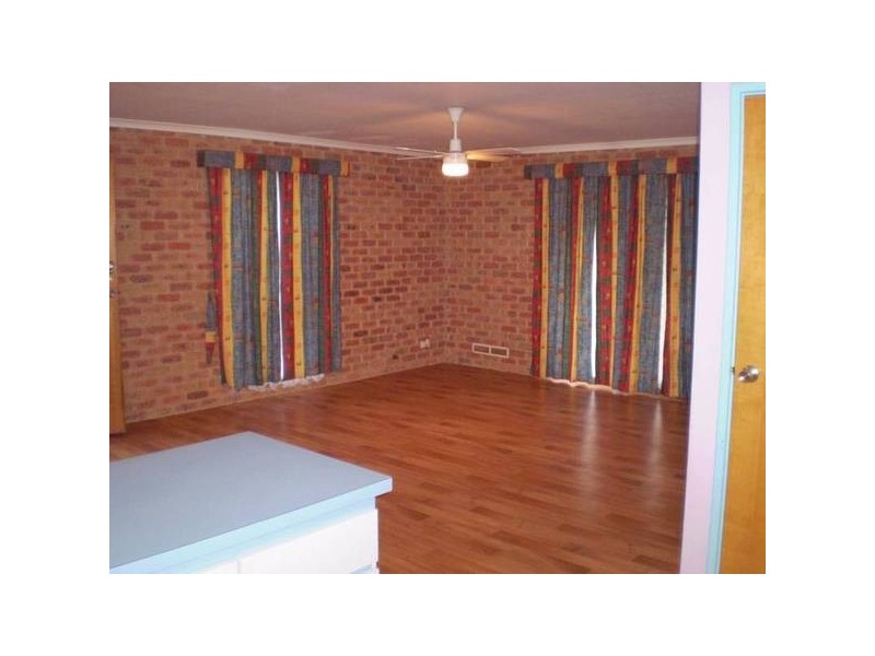 17 Eddington Close, Rangeway WA 6530