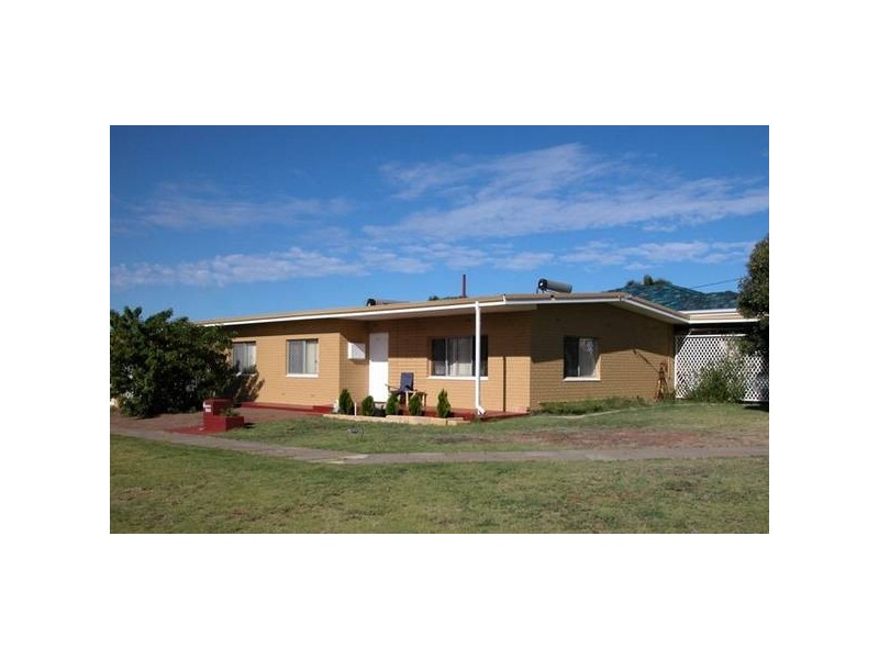 6 O’Collins Street, Geraldton WA 6530