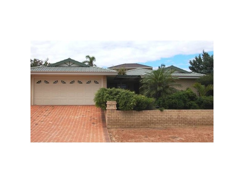 4 Onedin Court, Wandina WA 6530