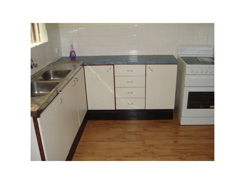 b/15 O’Collins Street, Geraldton WA 6530