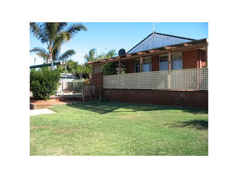 5 Catherine Street, Bluff Point WA 6530