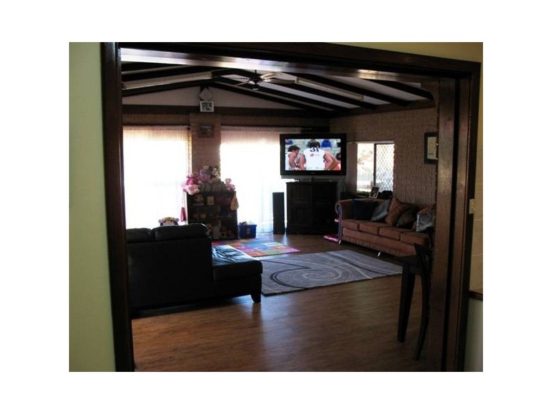 5 Catherine Street, Bluff Point WA 6530