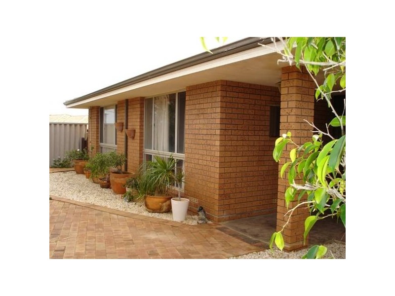 44 Hakea Street, Tarcoola Beach WA 6530