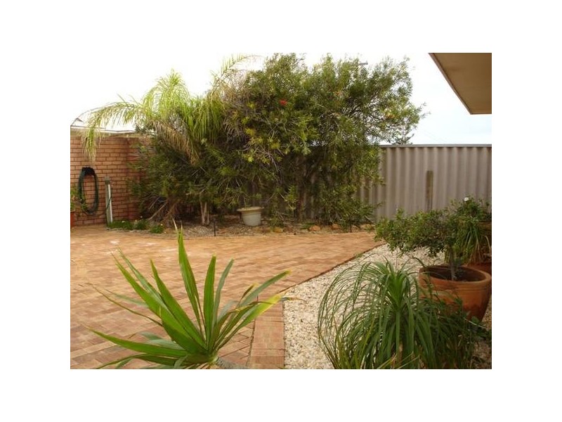 44 Hakea Street, Tarcoola Beach WA 6530