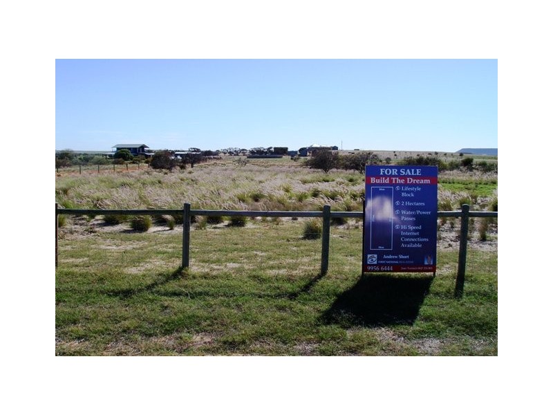 69 Eliza Shaw Drive, White Peak WA 6532