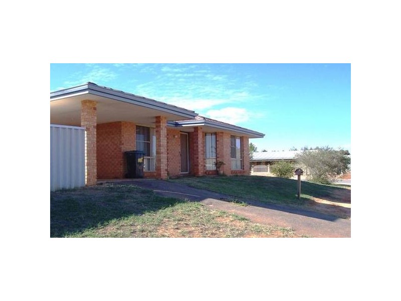 3 Tamba Way, Waggrakine WA 6530