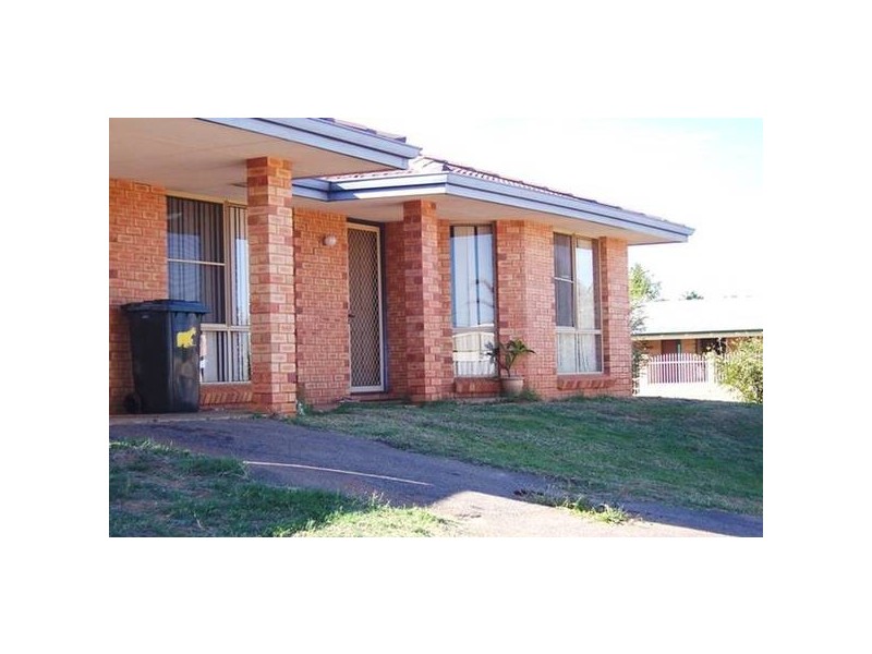 3 Tamba Way, Waggrakine WA 6530