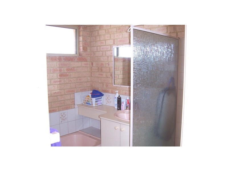 3 Tamba Way, Waggrakine WA 6530