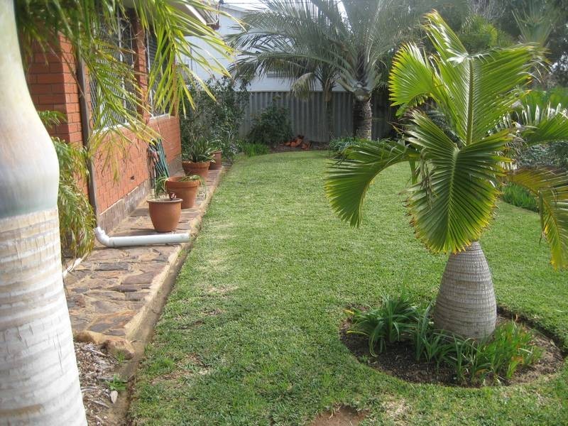 26 Compton Street, Rangeway WA 6530