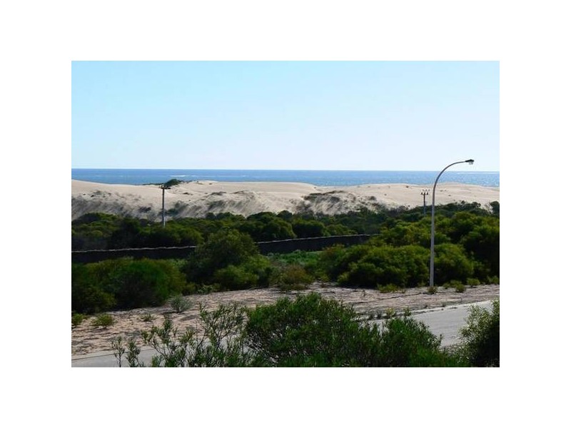 23 Evana Terrace, Wandina WA 6530