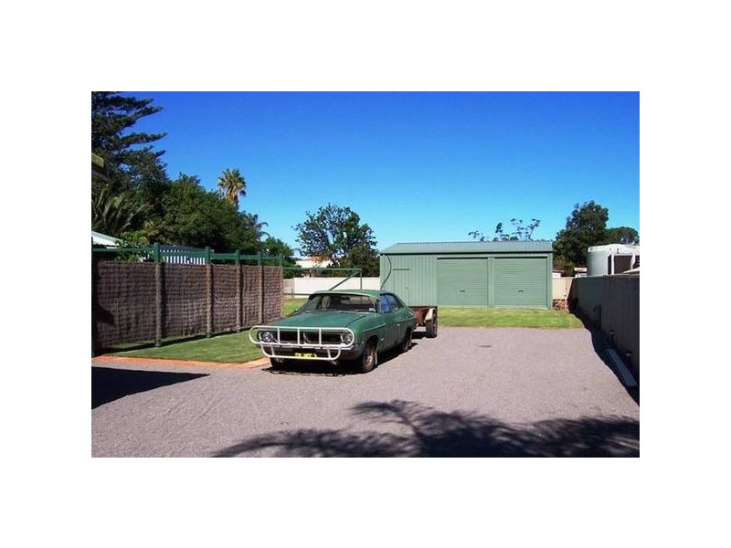 258 Sixth Street, Wonthella WA 6530