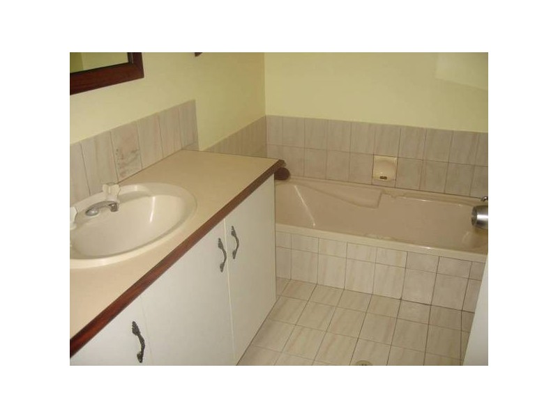 28 Kultown Drive, Glenfield WA 6532