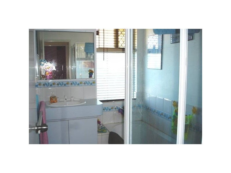 6 Sunnybanks Drive, Strathalbyn WA 6530