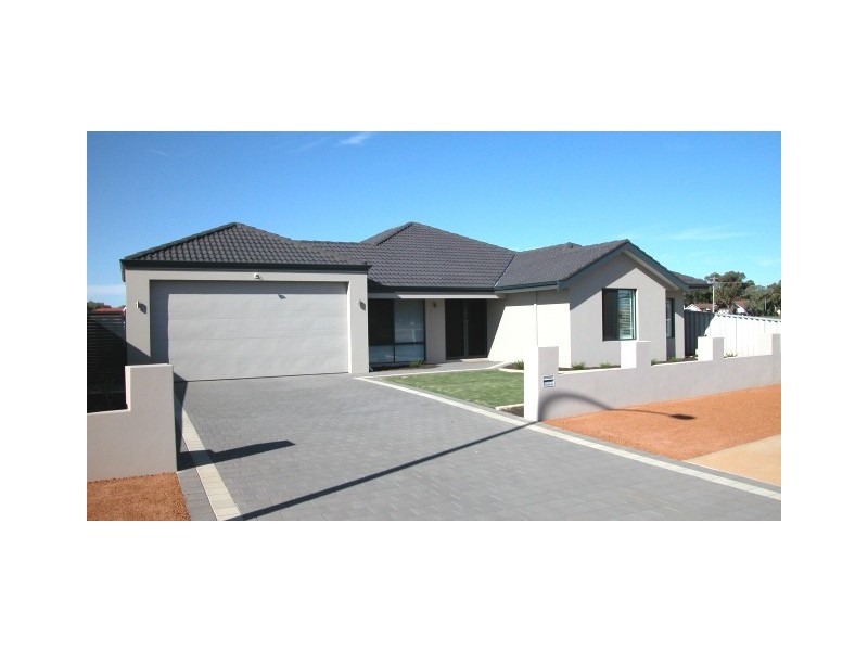 10 Edwin Crescent, Bluff Point WA 6530