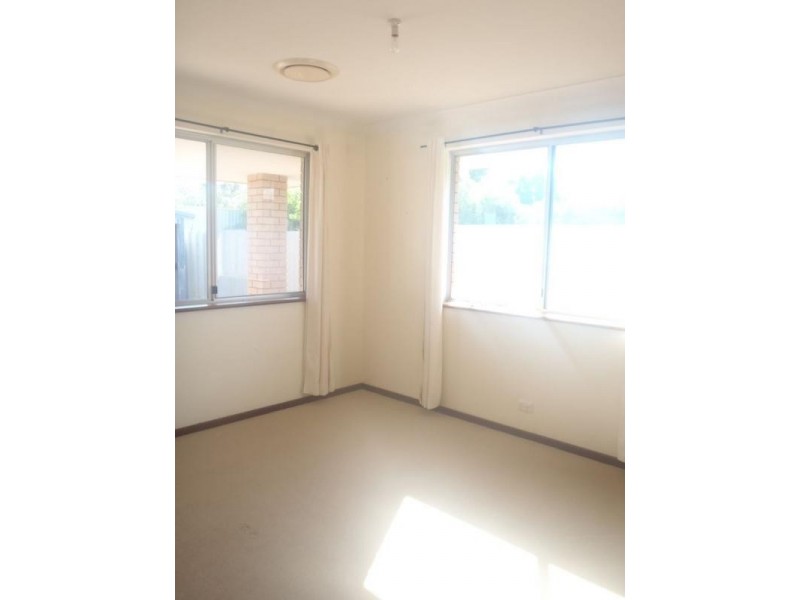 29 Simpson Street, Geraldton WA 6530