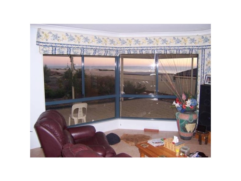 10 Basile Court, Wandina WA 6530