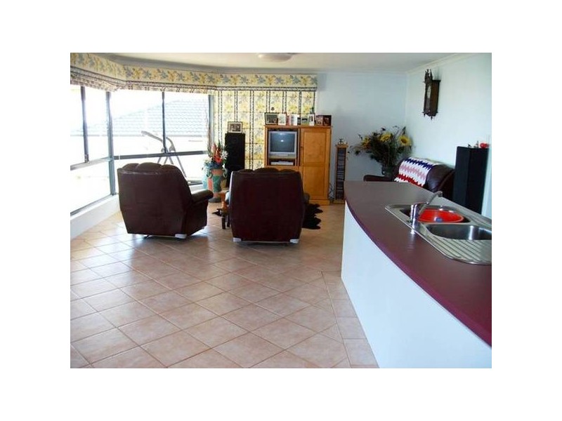 10 Basile Court, Wandina WA 6530