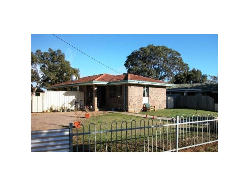 122 Abraham Street, Karloo WA 6530