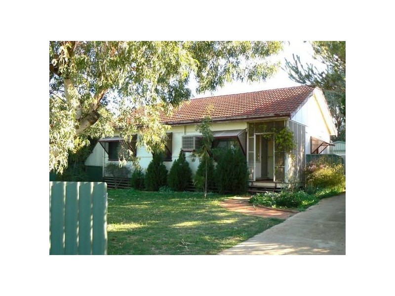 26 Felicia Street, Rangeway WA 6530