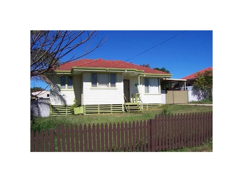 4 Hebe Street, Rangeway WA 6530