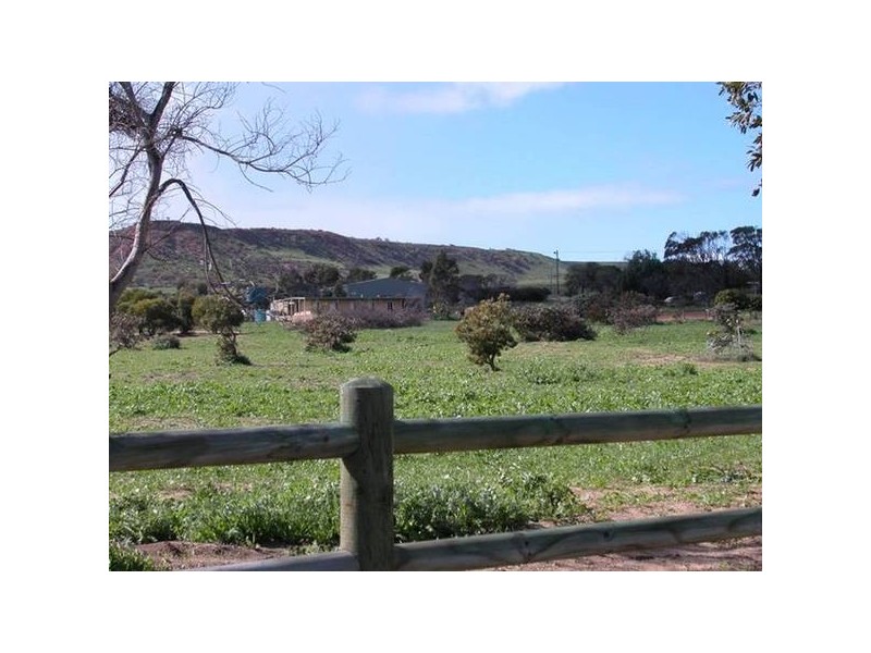 3 Trant Road, Moresby WA 6530