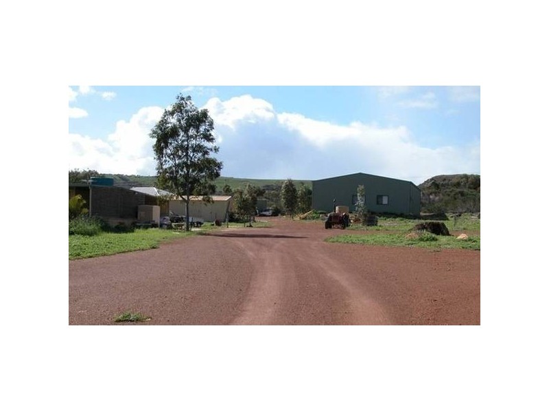3 Trant Road, Moresby WA 6530