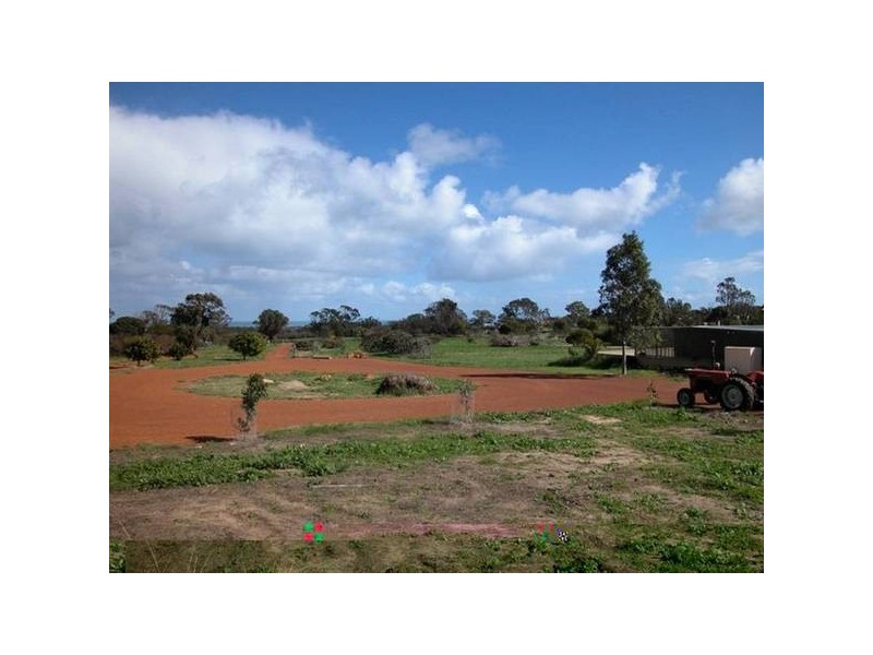 3 Trant Road, Moresby WA 6530
