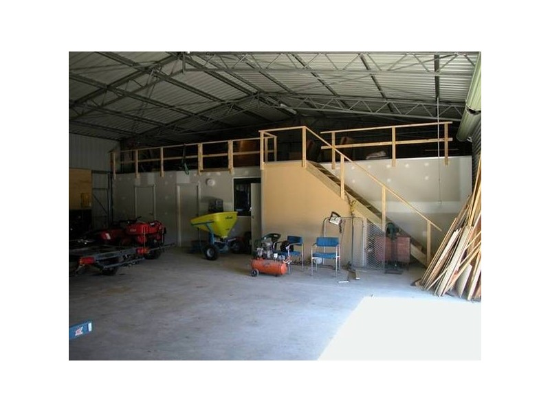 3 Trant Road, Moresby WA 6530