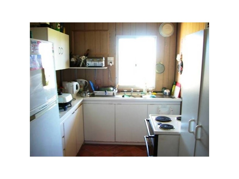 3 Trant Road, Moresby WA 6530