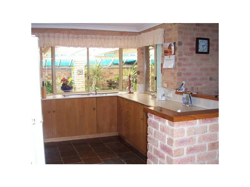 65 Glendinning Road, Tarcoola Beach WA 6530