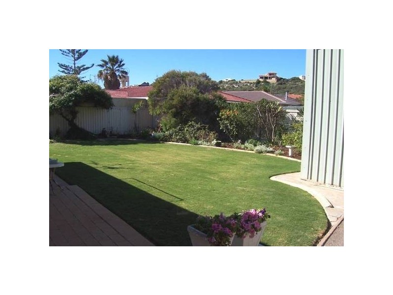 65 Glendinning Road, Tarcoola Beach WA 6530